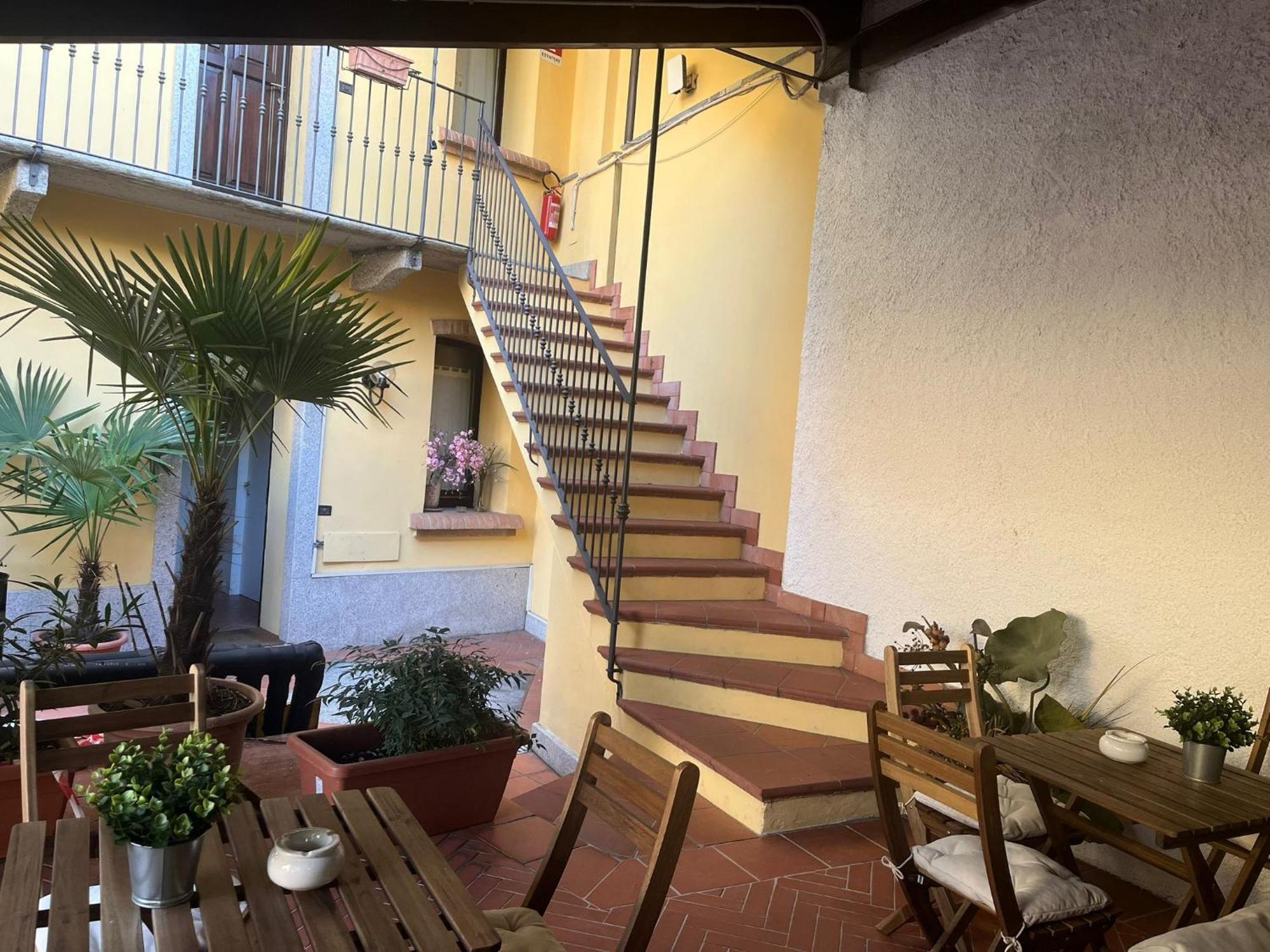 Bilocale Dafne Abbadesse Guest House Milano Ngoại thất bức ảnh